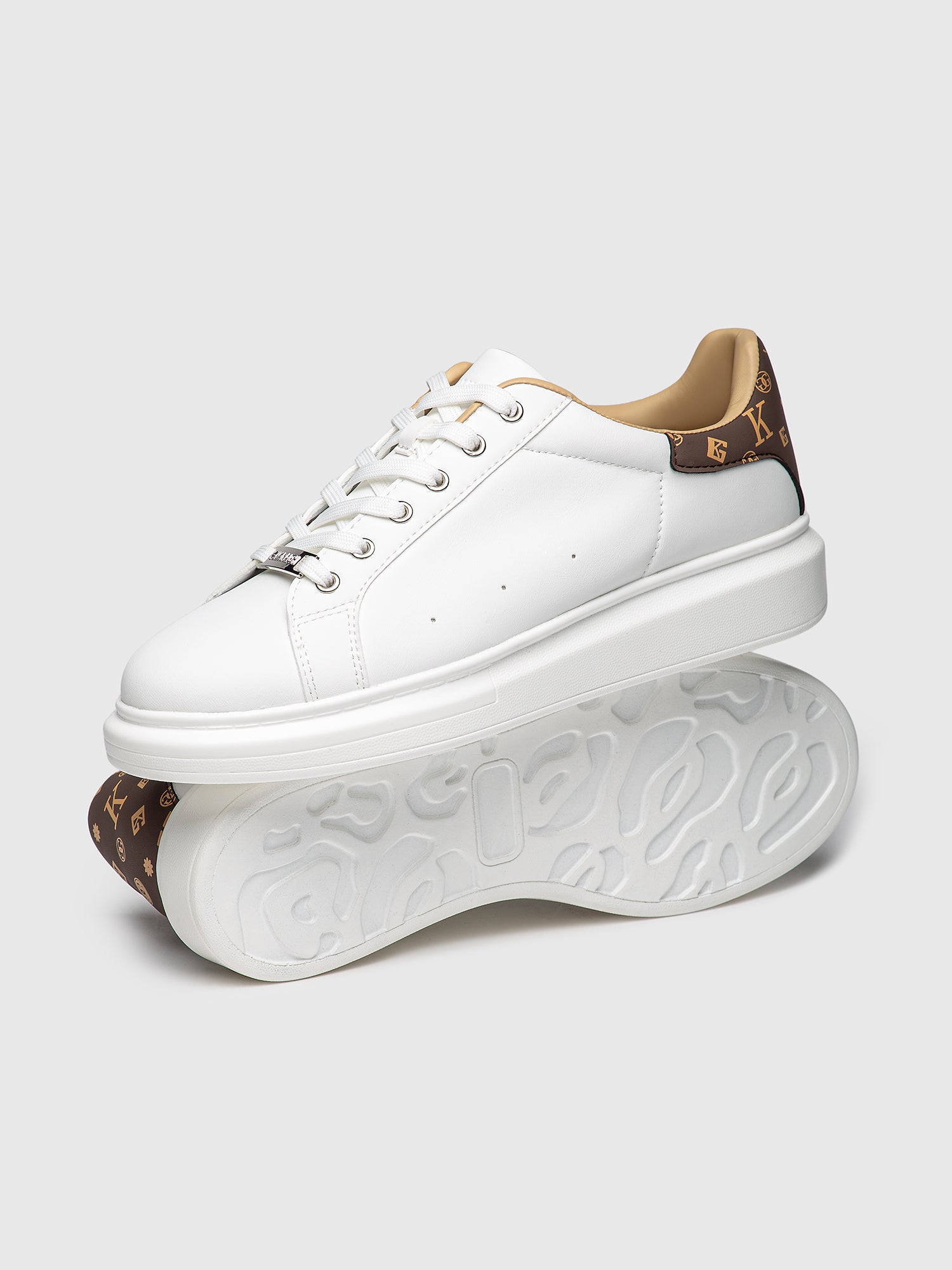 sneakers / White Logomania Sneakers