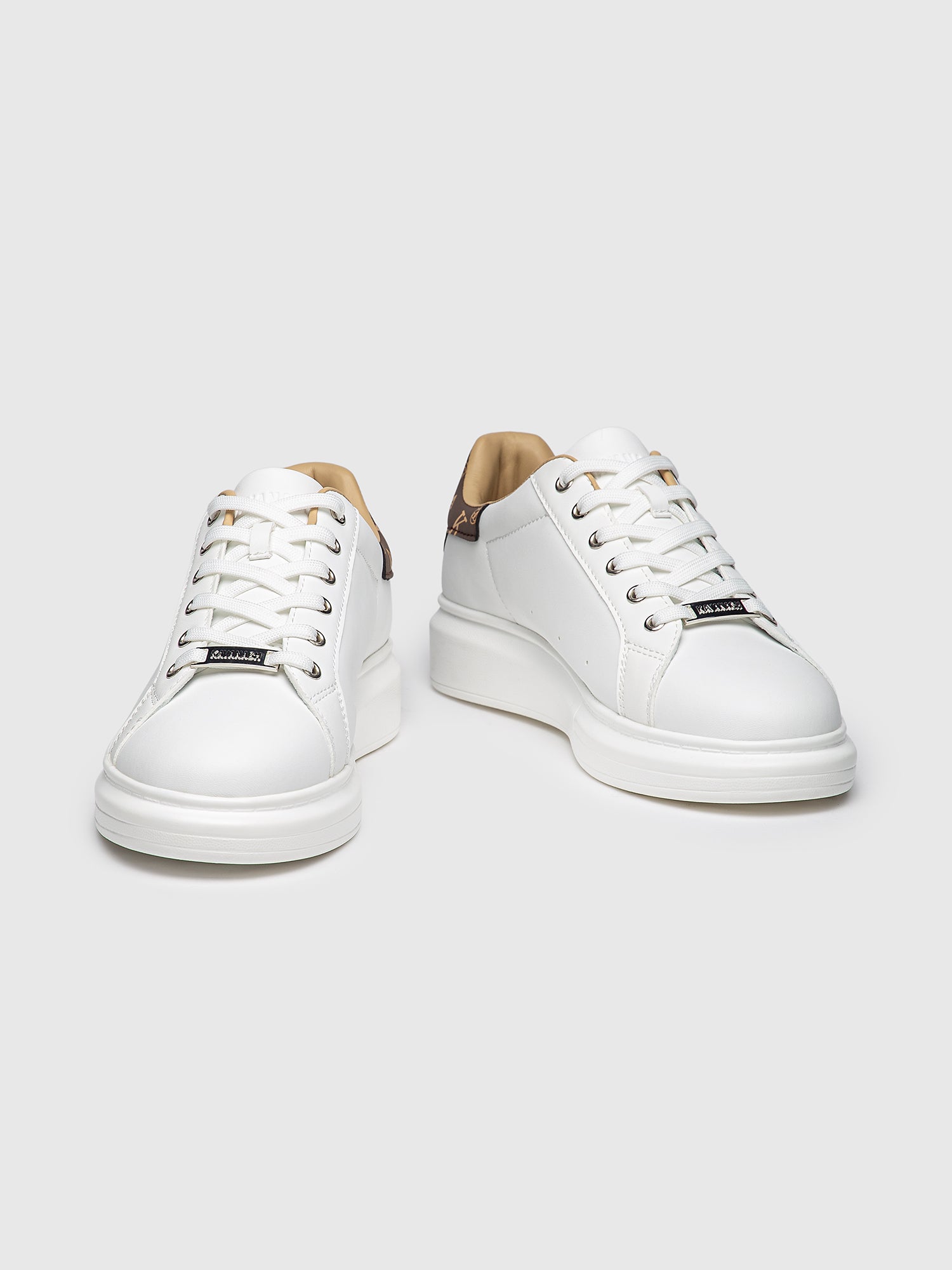 sneakers / White Logomania Sneakers