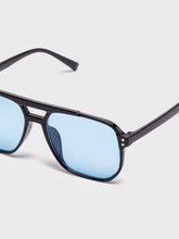 sunglasses / Blue Pilot Sunglasses