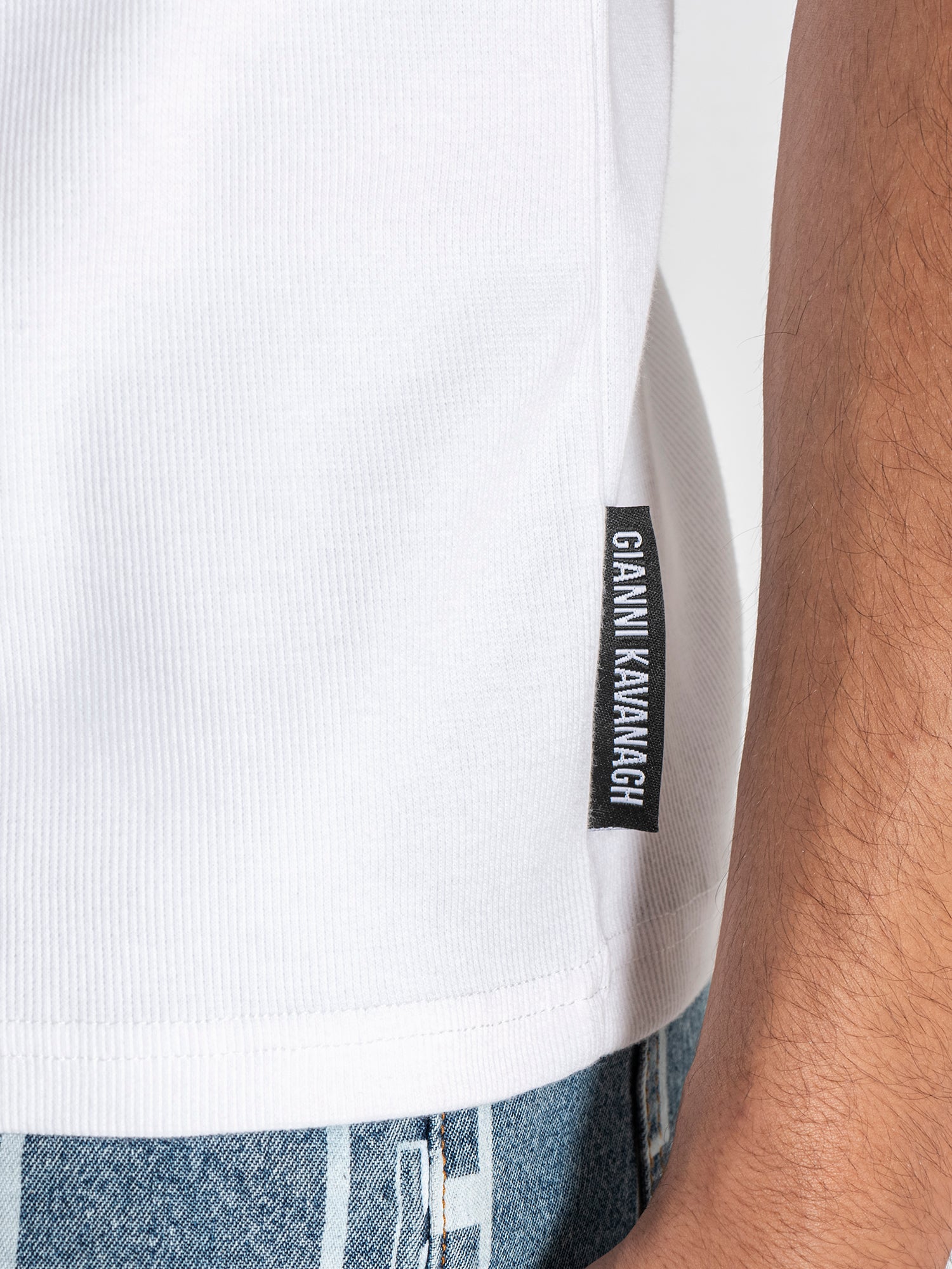 tank tops / White iD Tank Top