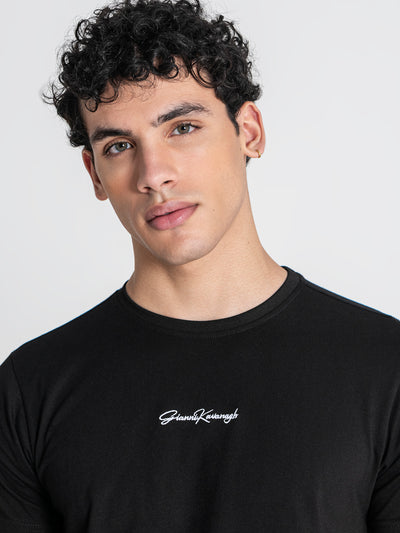 t-shirts / Black Signature Tee
