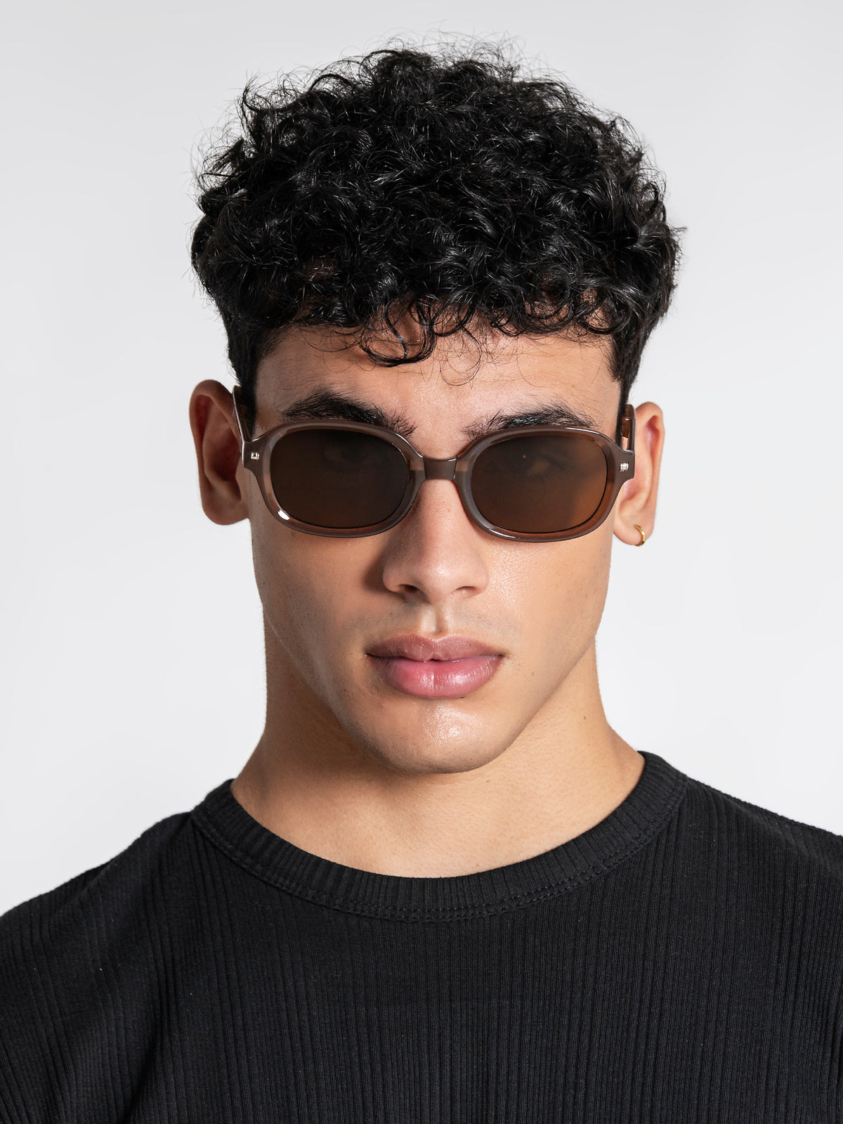 sunglasses / Brown Oval Sunglasses