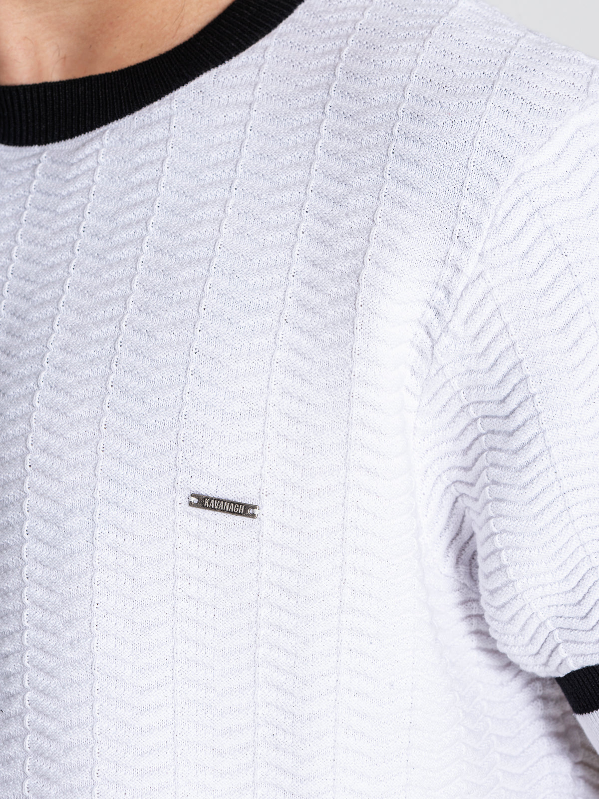 t-shirts / White Edge Knit Tee