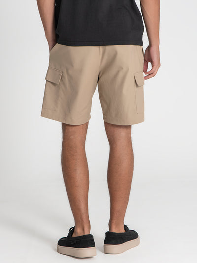 shorts / Camel Cargo Linen Shorts