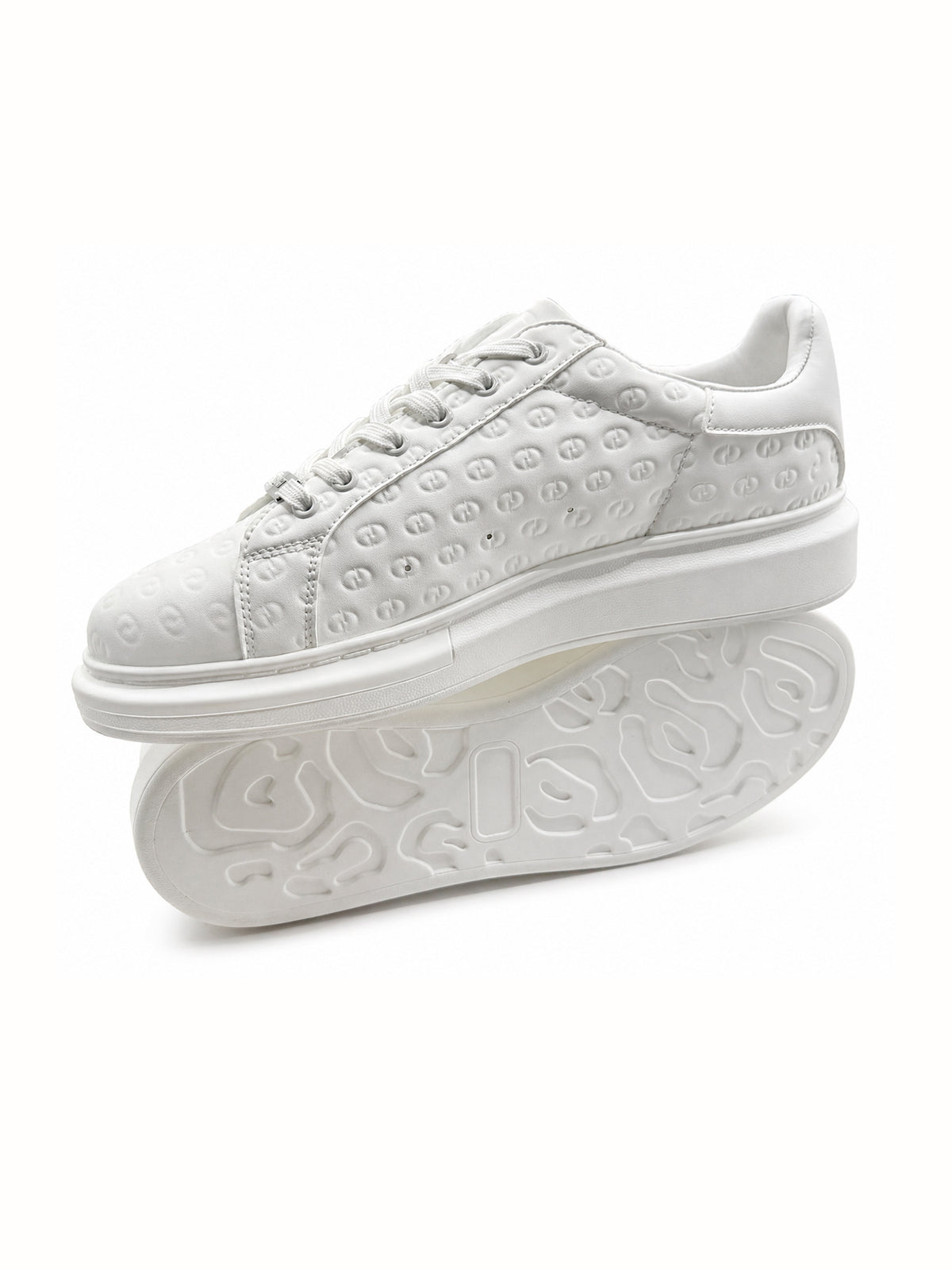 sneakers / White Sneakers