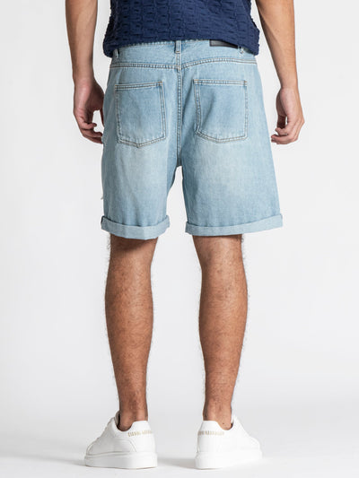 shorts / Light Blue Fray Denim Shorts