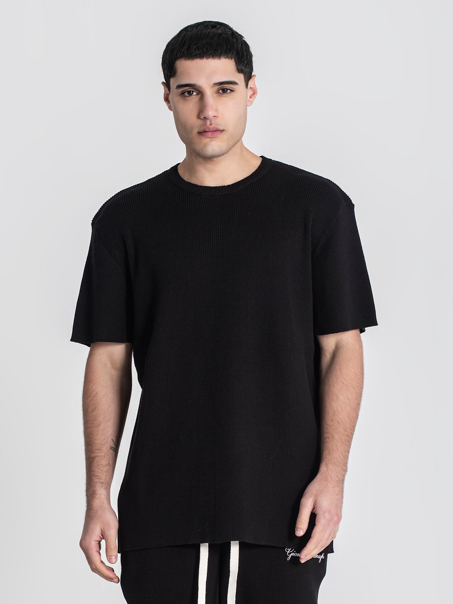 t-shirts / Black Identity Knit Tee