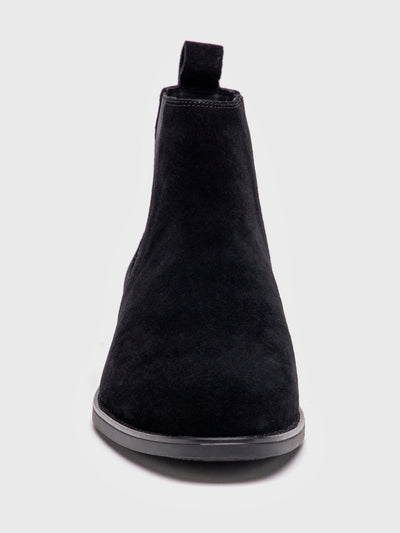 sneakers / Black Smart Boots