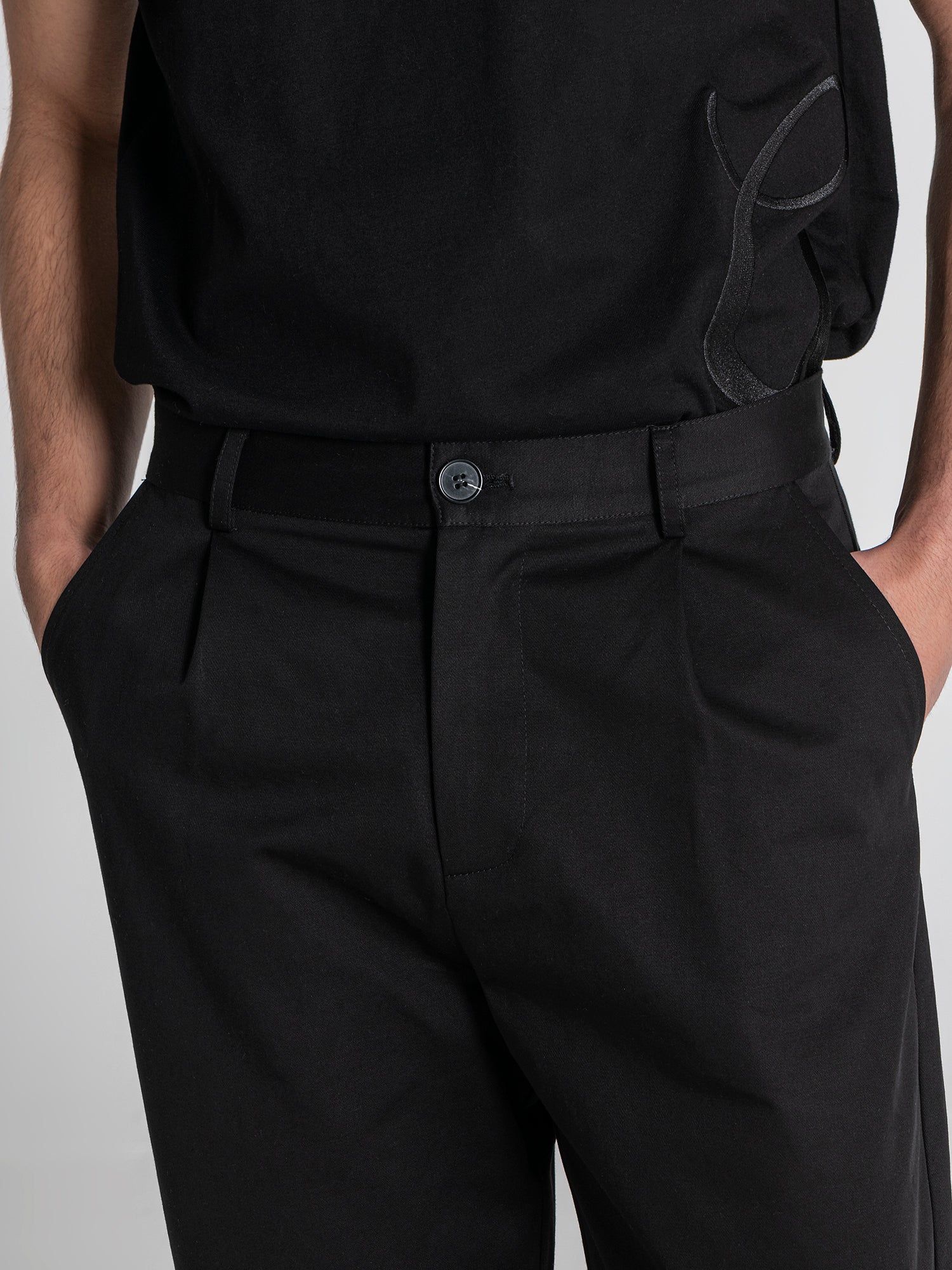pants / Black Pleat Pants
