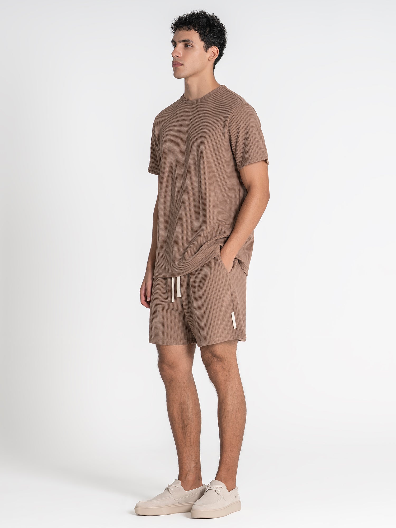 t-shirts / Taupe Sense Tee