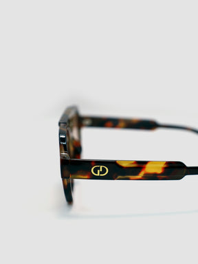 sunglasses / Brown Octo Turtoise Sunglasses