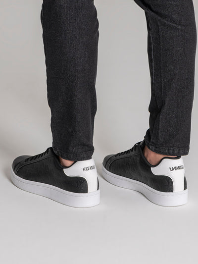 sneakers / Black Insignia Sneakers
