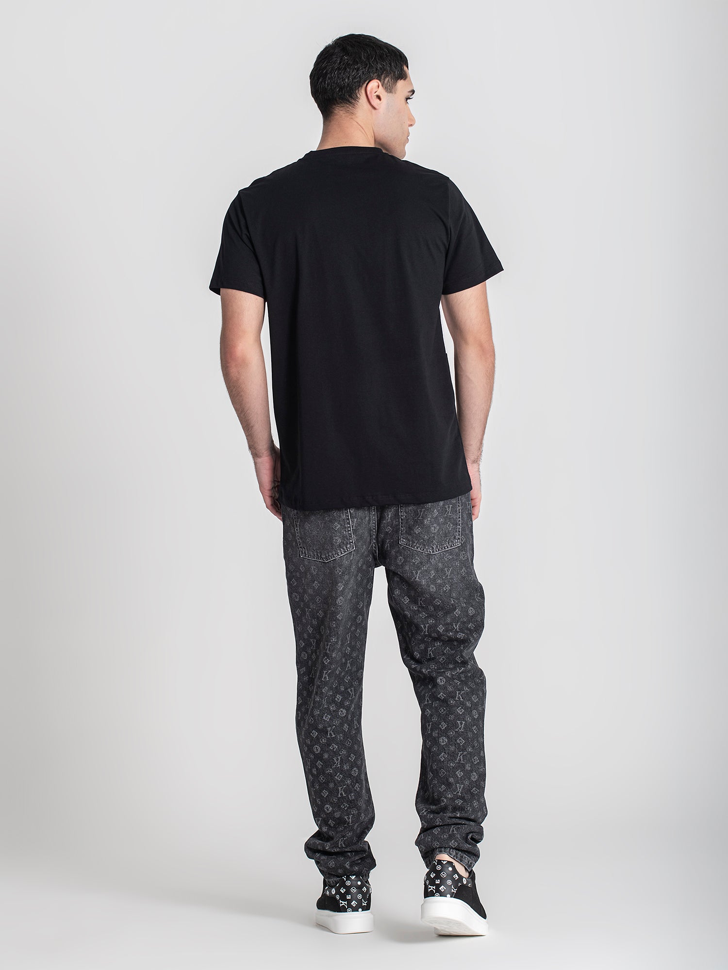 t-shirts / Black Identity Tee