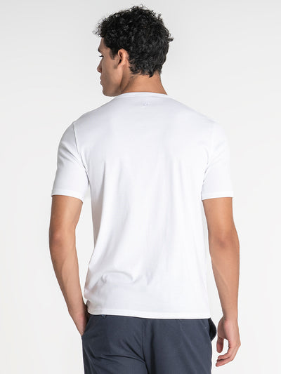 t-shirts / White Button Henley Tee