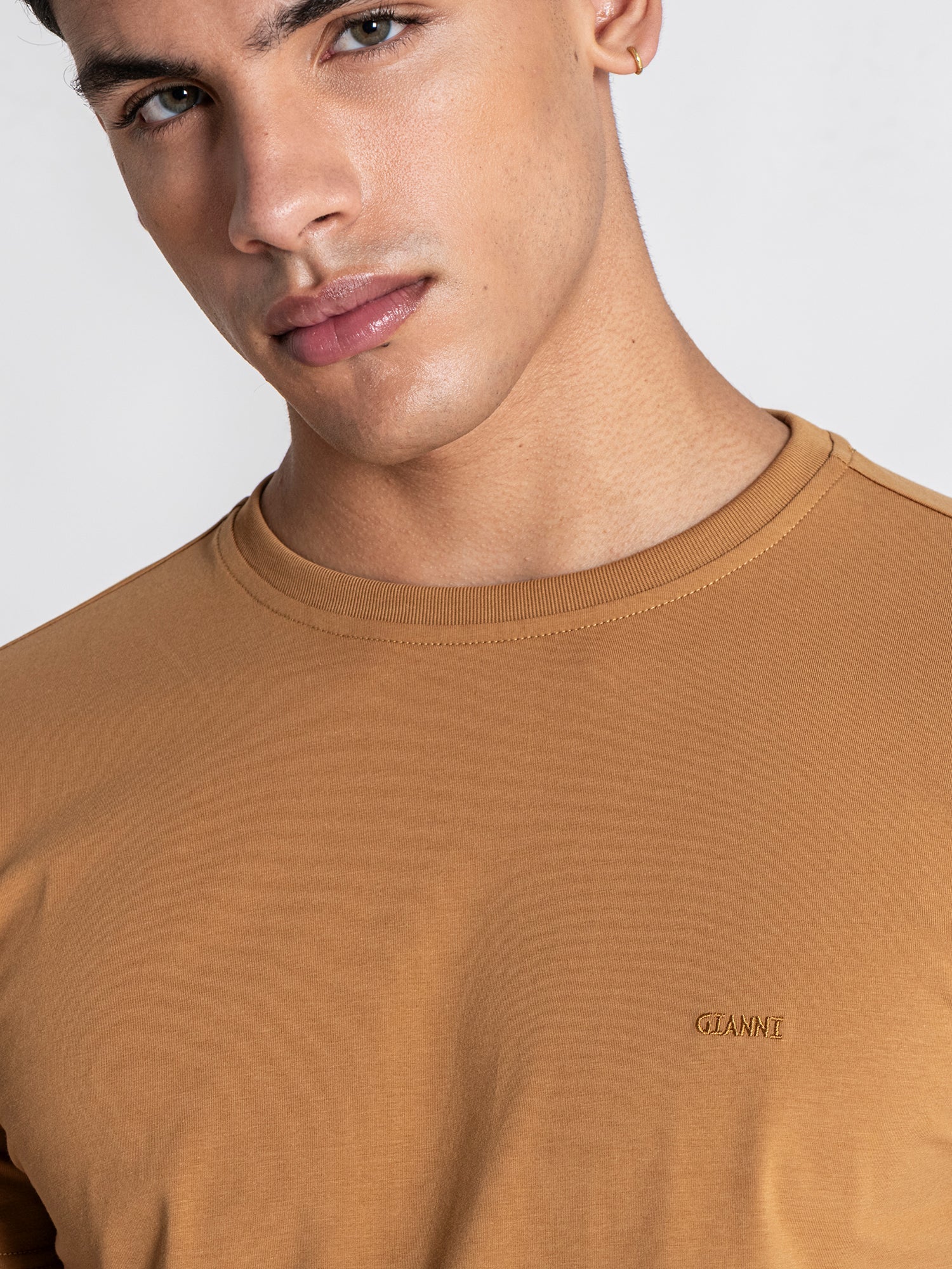 t-shirts / Camel Essence Tee