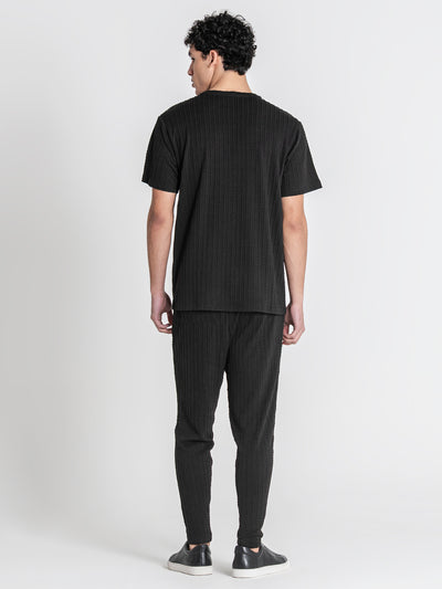 t-shirts / Black Tactile Tee