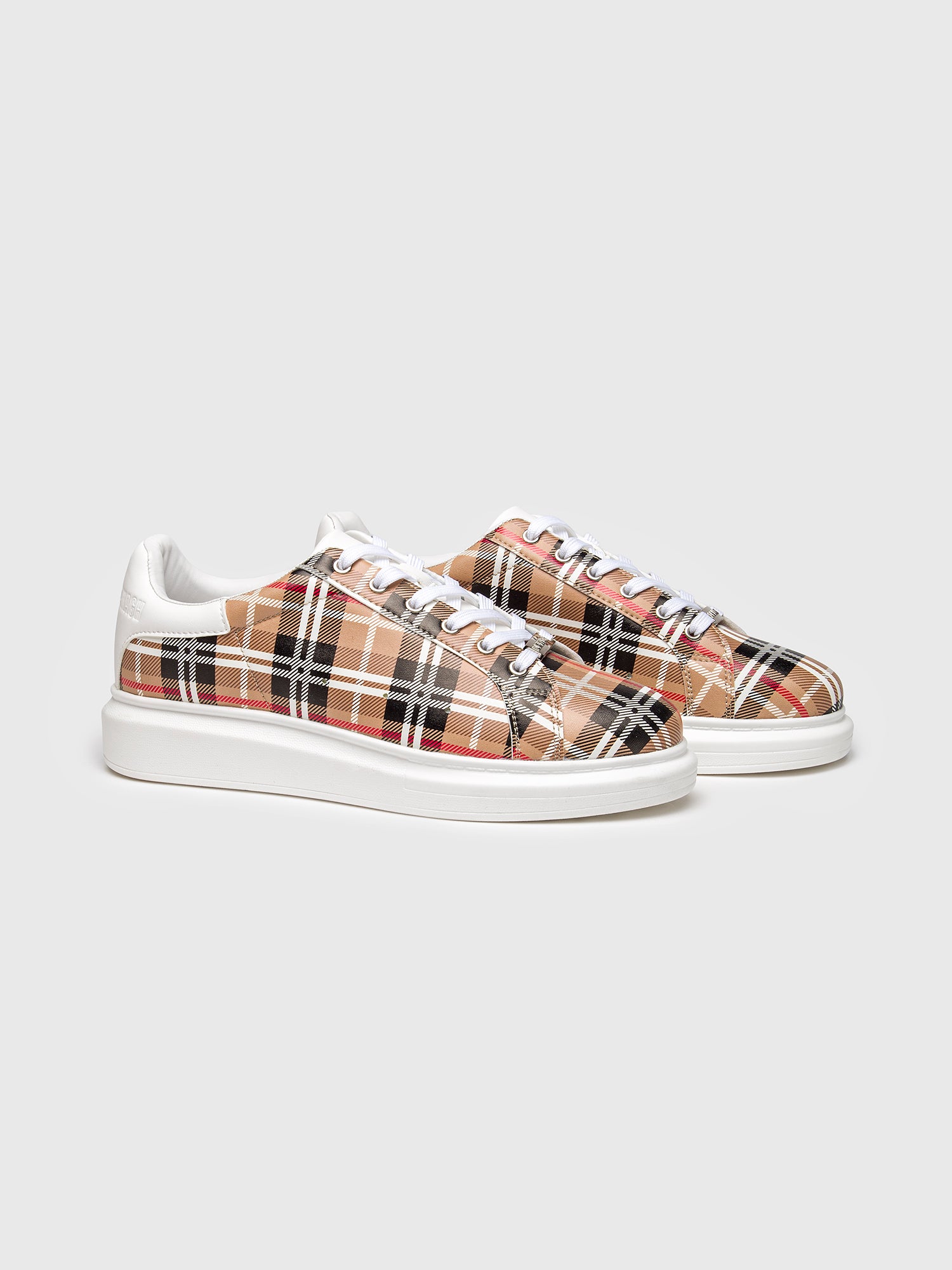sneakers / Multicolor British Upscale Sneakers