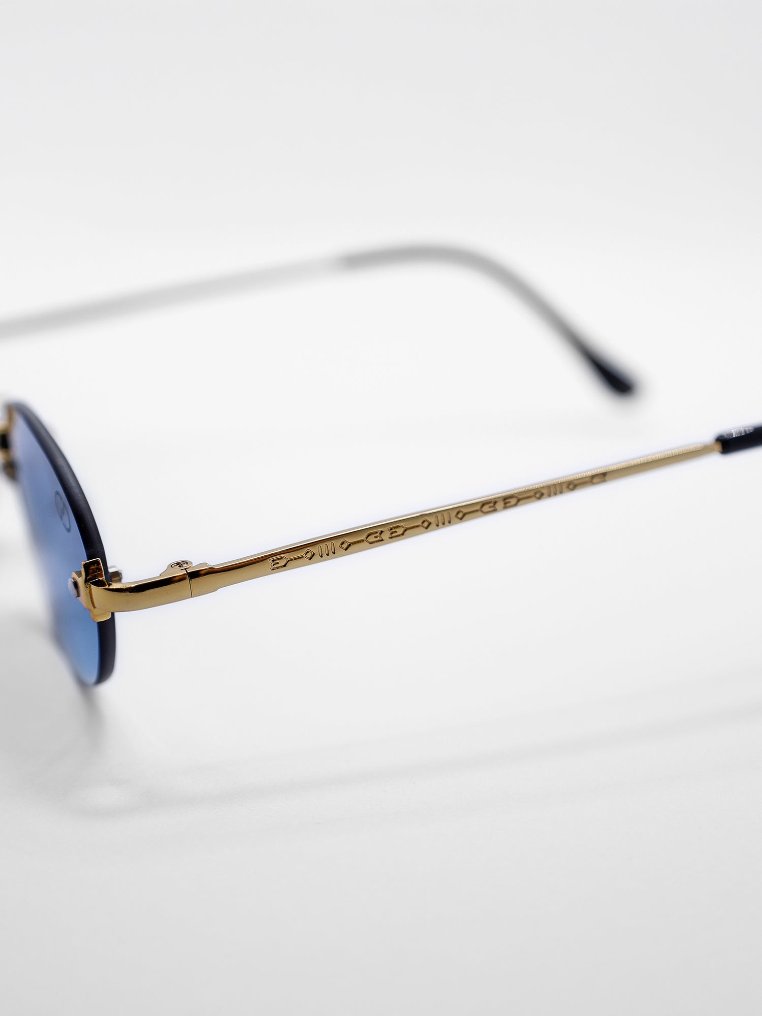 sunglasses / Blue Solvyn Sunglasses