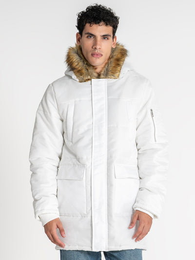 overcoats / White Delight Coat