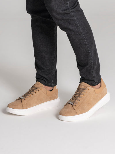 sneakers / Camel Elevated Sneakers