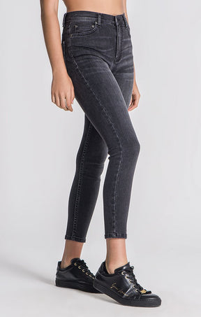 Jeans Skinny Cinza Básicos