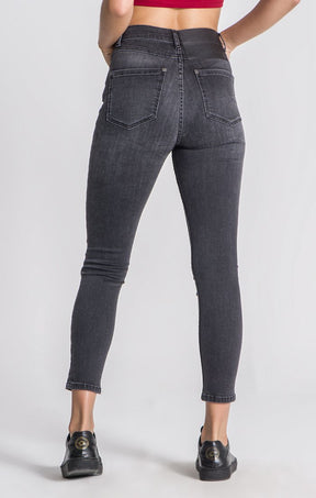 Jeans Skinny Cinza Básicos